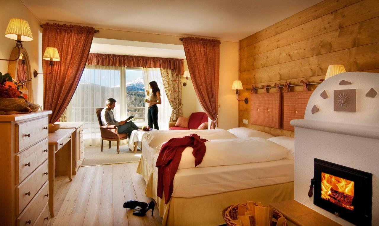 Hotel Obereggen Habitación foto